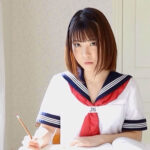 【学級委員長JKの秘密(01)】美人が親友だけに見せる変顔